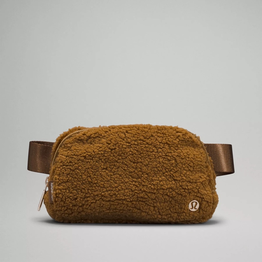 NWT Lululemon Everywhere Fleece Sherpa Belt Bag 1L Burnt Caramel New in Plastic
